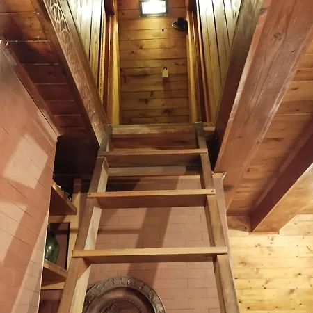 Сasa de vacaciones Lovely Wooden